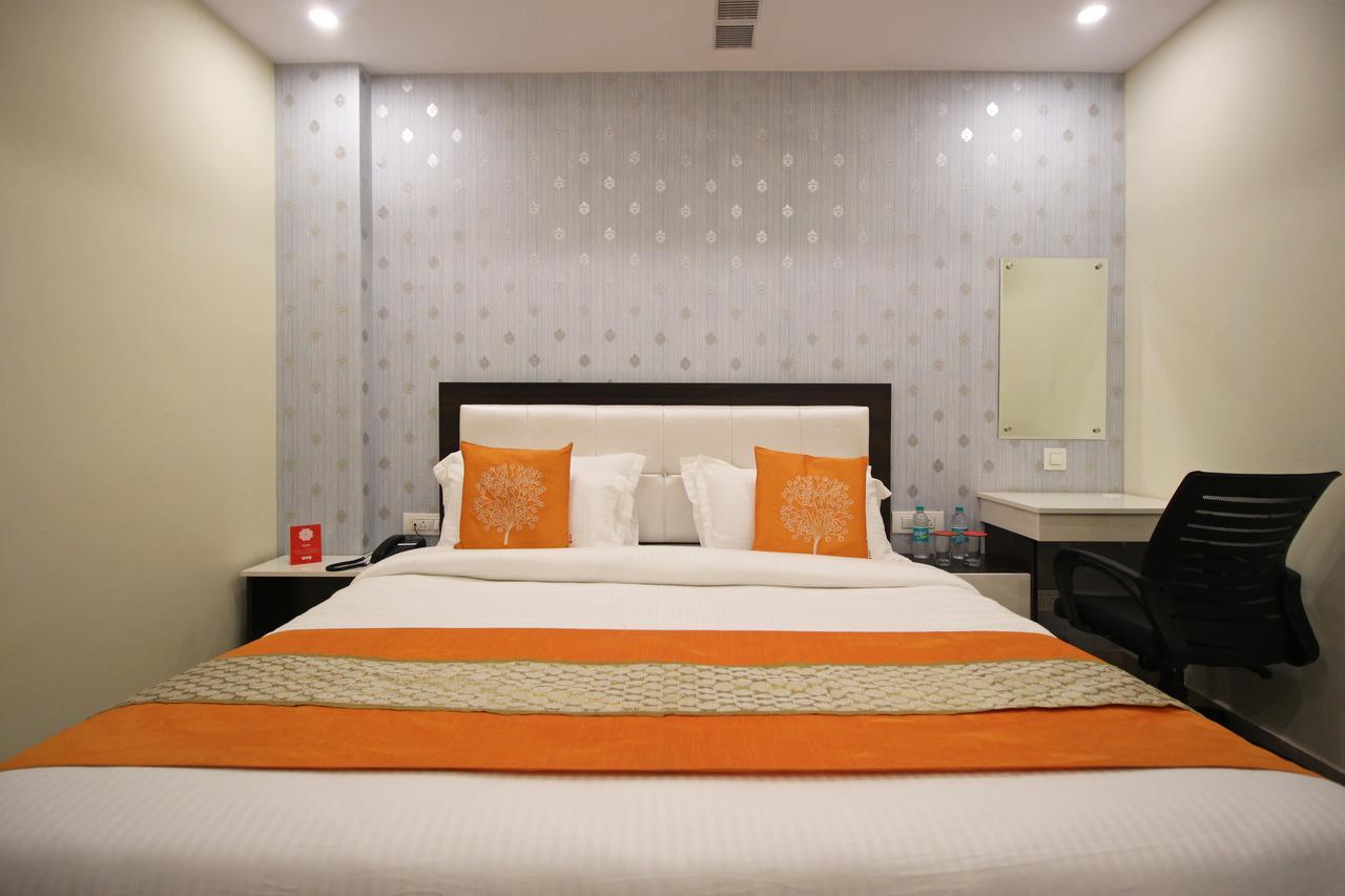 Oyo 8132 Hotel Kukreja Dehradun Exteriör bild