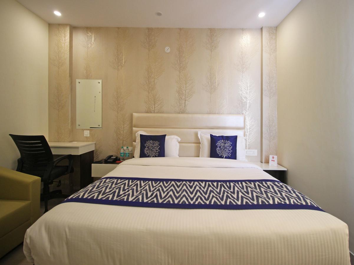 Oyo 8132 Hotel Kukreja Dehradun Exteriör bild
